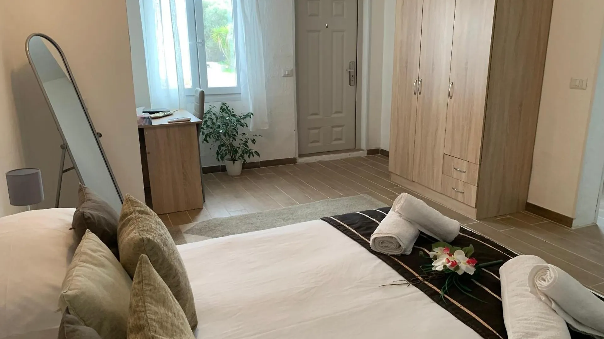 Bed and Breakfast B&B Hideaway Haven Villa SantʼAnna Arresi Ιταλία